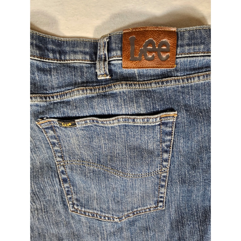 Lee Relaxed Fit Mens Jeans 52x30 Blue Denim Straight Leg Stretch 2106439 - Picture 9 of 10